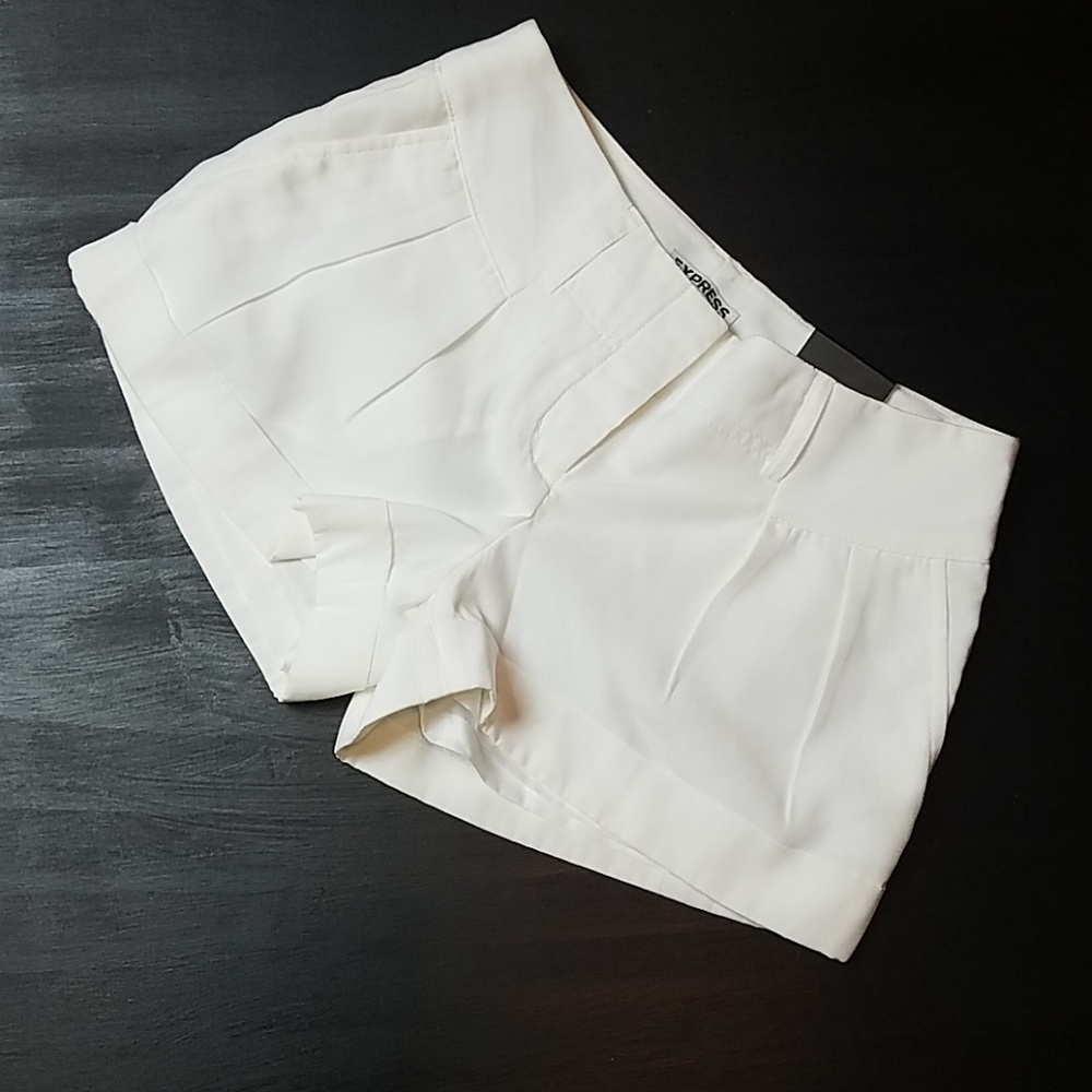 Express  - Front Pleated Shorts - NWT